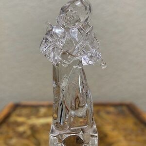 Mikasa Clear Glass Violinist Sculpture